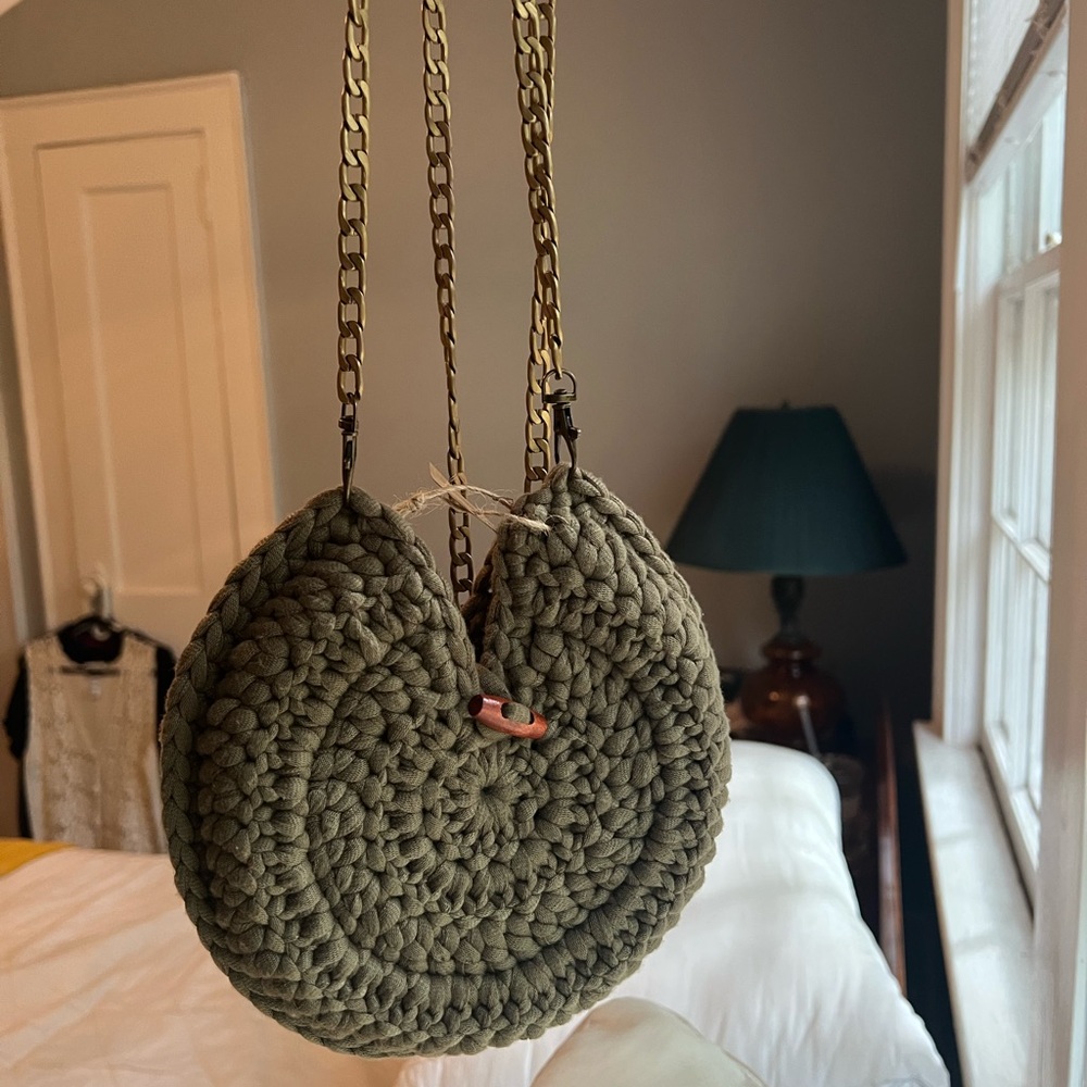 Round Woven Crossbody Bag